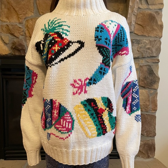 Sweaters - v i n t a g e ::
knit sweater